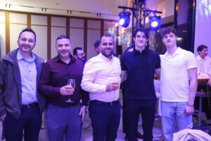 Υπάλληλοι και λοιποί καλεσμένοι της IDATOR